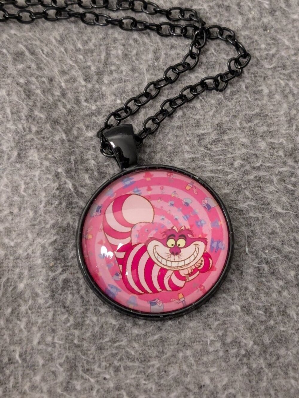 New! Cheshire Cat from Alice in Wonderland Pendant Necklace